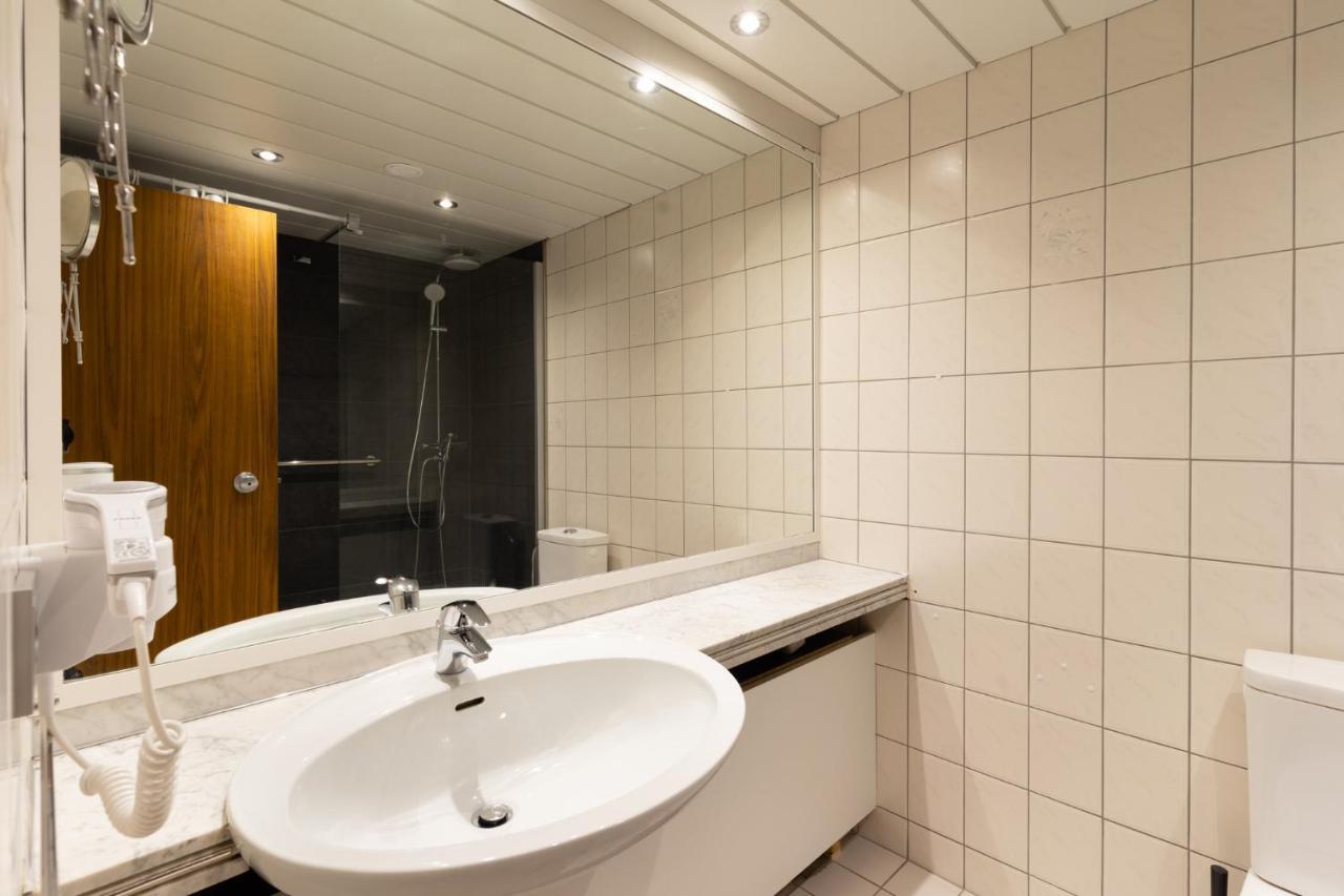 GelsenDesign III - Netflix I Balkon I Zentral Appartement Gelsenkirchen Buitenkant foto